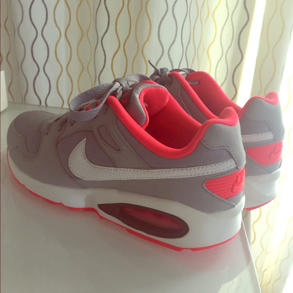 NIKE  Air Max Coliseum Racer Men's Shoes Size 7